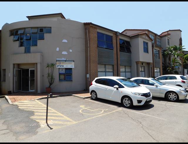 162M² OFFICE TO LET IN FERNDALE